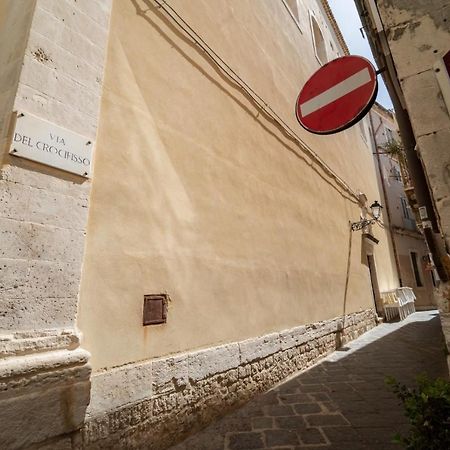 דירות סירקוזה Ortigia Charme Piazza Duomo מראה חיצוני תמונה